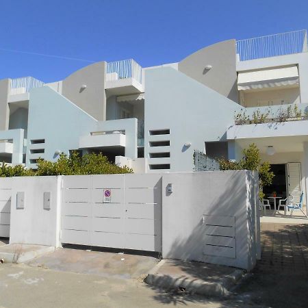 Villetta Brezza Di Mare A 50 Metri Dal Mare Di Baia Verde Gallipoli Exterior foto
